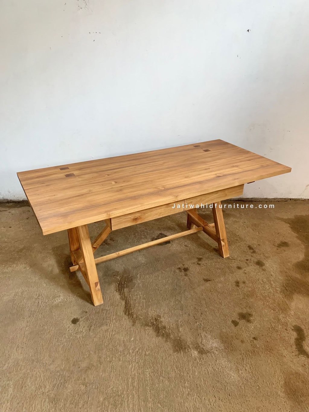 meja kerja modern jati minimalis,meja kerja modern jati,meja kerja kantor,meja kerja minimalis,meja kerja kantor minimalis,meja kerja kayu jati,desain meja kerja minimalis modern,meja kerja modern terbaru,ruang kerja,furniture jepara
