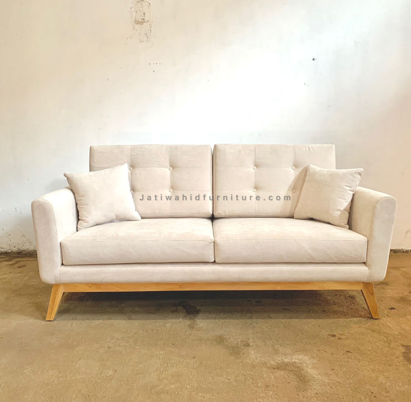 Retro Sofa Minimalis