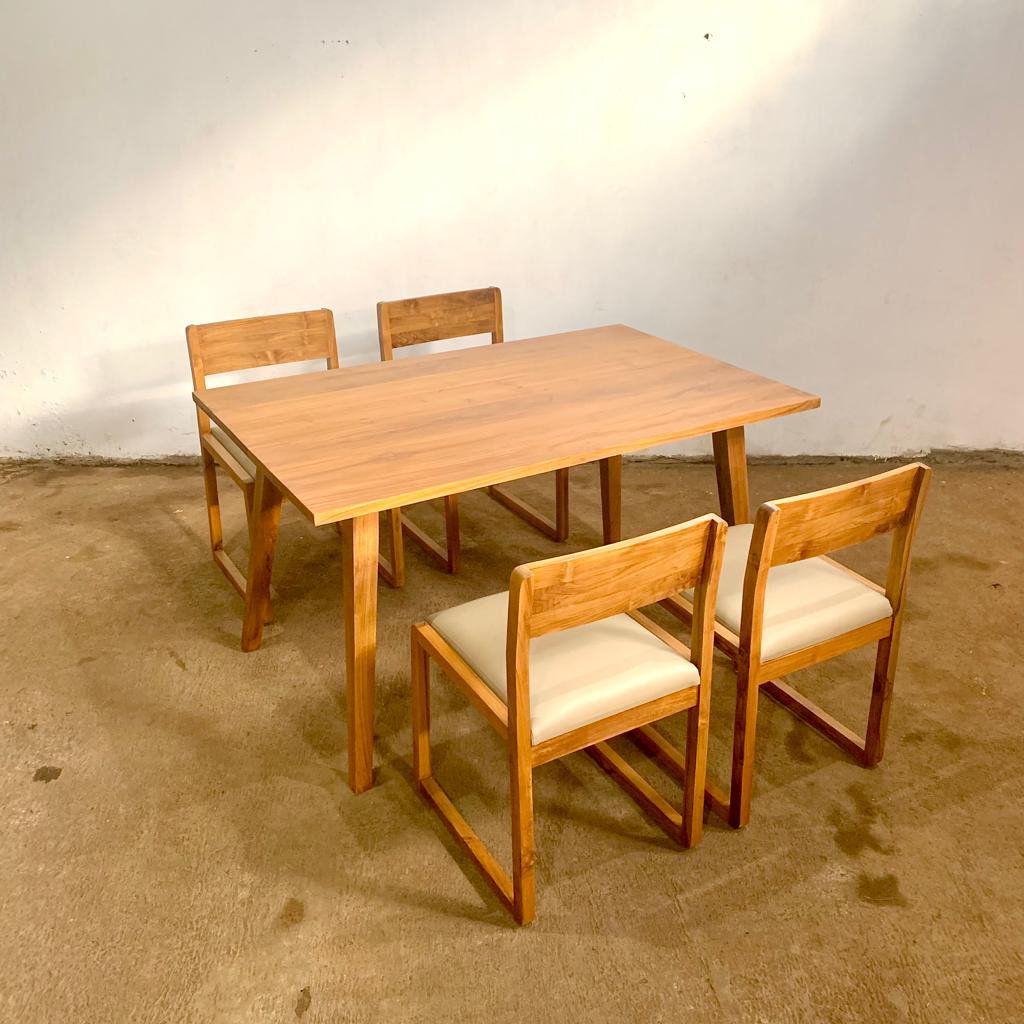 Set Meja Makan Minimalis Wano