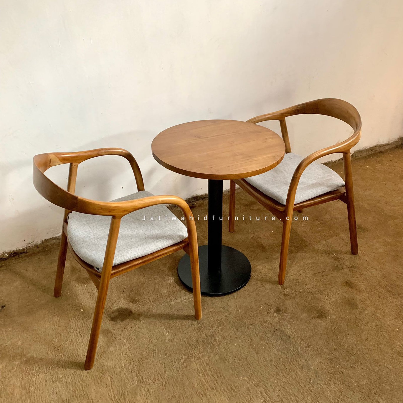 Set Meja Cafe Jati Raglan