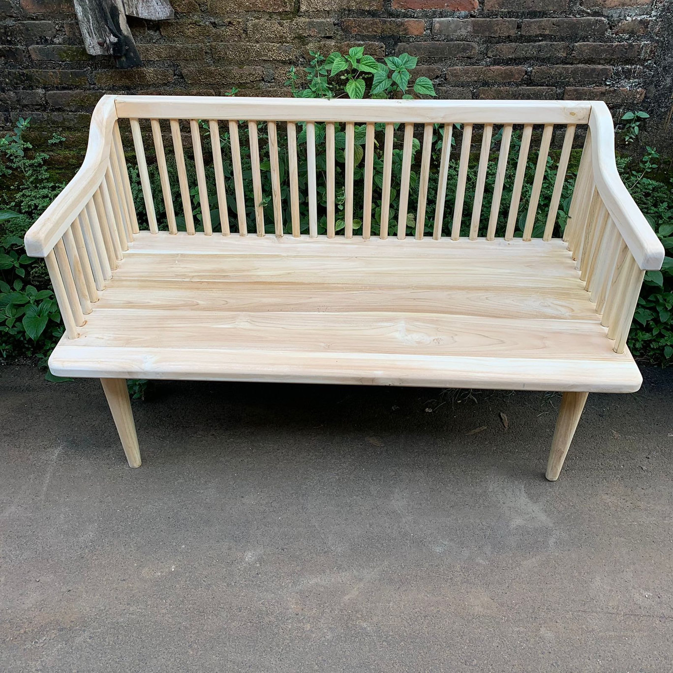 Bangku Sofa Retro Minimalis Jati