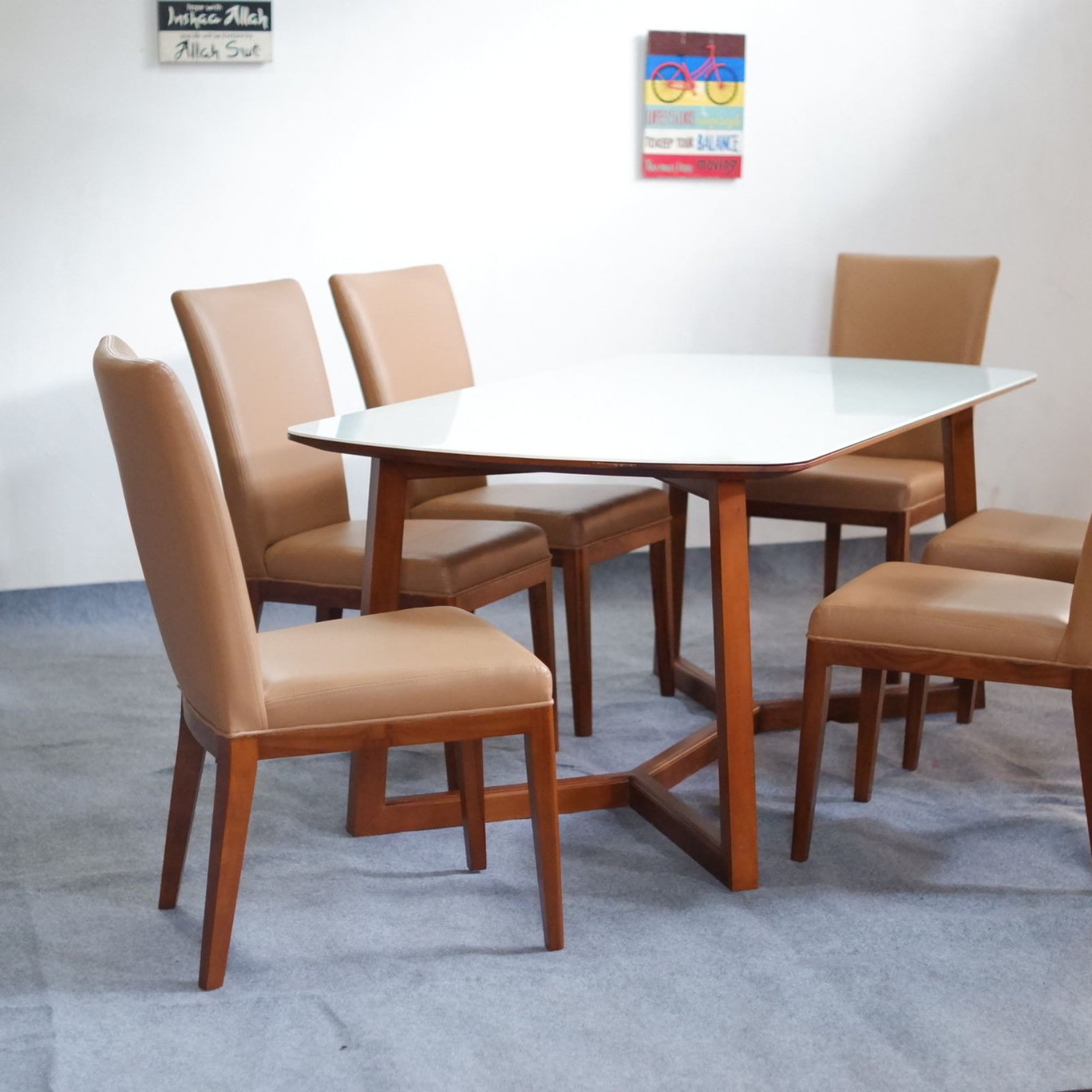 Meja Makan Set Minimalis 6 Kursi