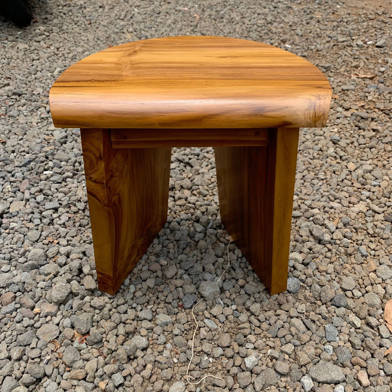 Stool Minimalis Kayu Jati,Stool Minimalis,kursi stool cafe minimalis,kursi bar minimalis kayu jati,bar stool cafe,desain kursi bar stool jati,furniture cafe,furniture jepara,harga kursi stool kayu jati,kursi cafe,kursi bar, kursi bar stool minimalis,kursi cafe minimalis