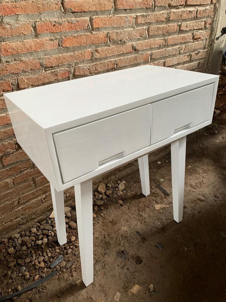 Meja konsul minimalis duco