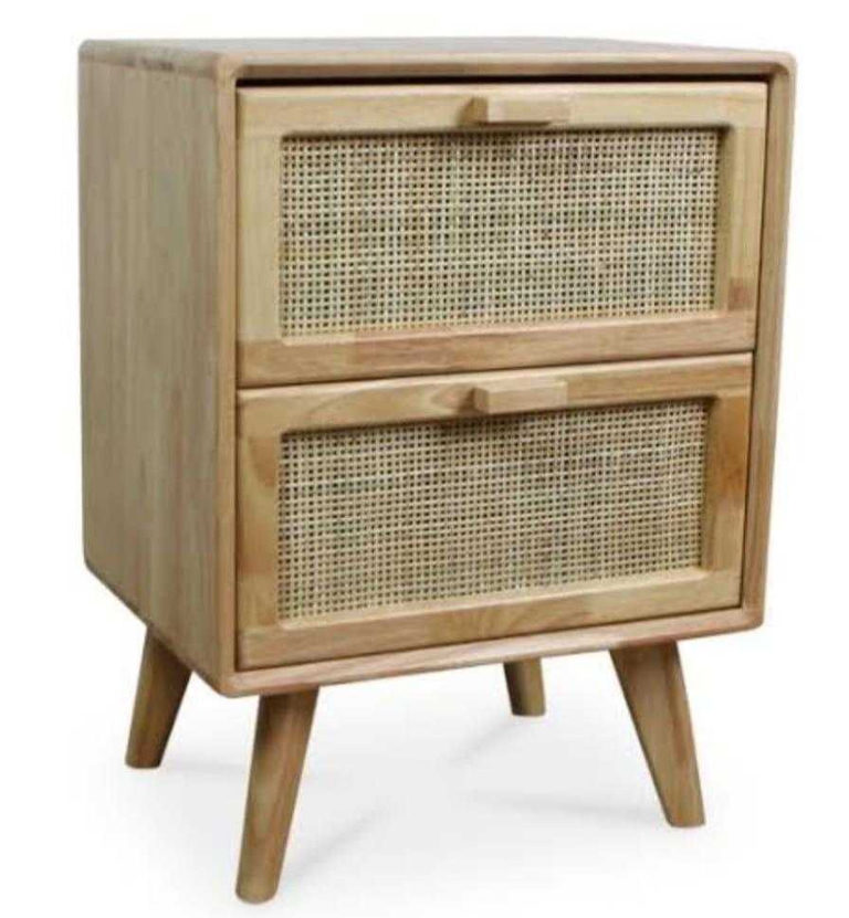 Nakas minimalis kecil rotan