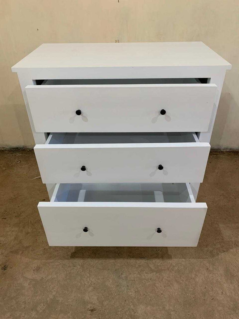 Nakas minimalis model laci