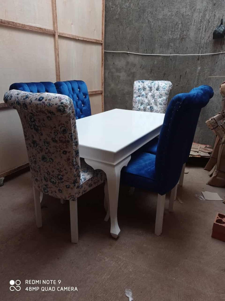 kursi makan minimalis shaby