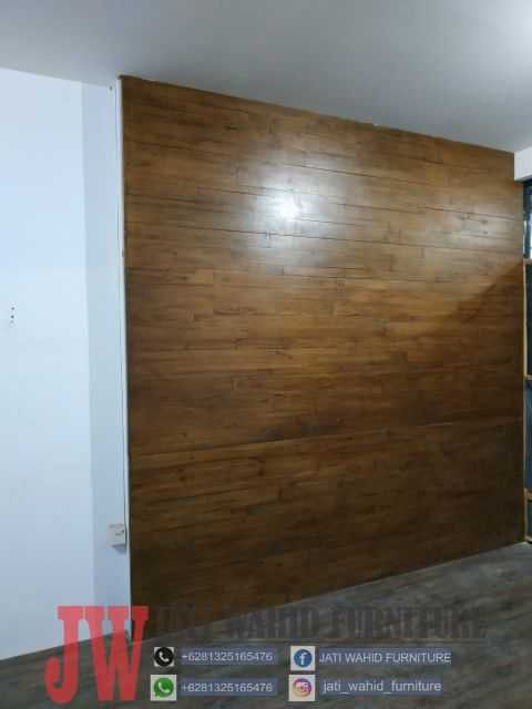 harga dinding kayu minimalis, wood art,wood drop kayu jati,jual pelapis dinding kayu,interior dinding ruang tamu,ornamen dinding,aksesoris dinding,interior cafe,furniture cafe,dinding kayu,dinding backdrop kayu jati,dinding kayu jati,dinding backdrop kayu