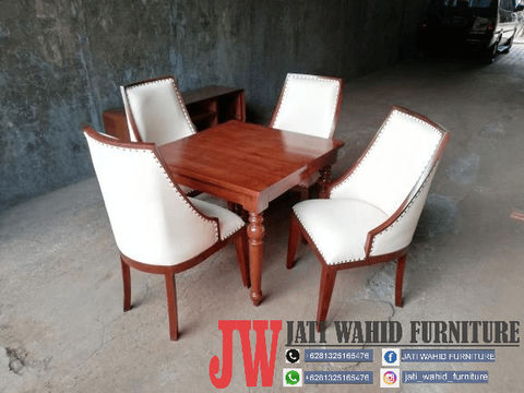 set meja makan mewah scandinavian,set meja makan mewah,set meja makan scandinavian,meja makan retro,meja makan mewah,meja makan modern,set kursi makan mewah,set kursi makan jepara,set meja makan minimalis,set kursi makan murah,set meja makan 4 kursi,harga meja makan,jual set meja makan jati,set meja makan jati minimalis,set meja makan retro jati,kursi cafe,set meja kursi cafe,set meja kursi cafe minimalis,kursi cafe modern,kursi cafe mewah,set kursi cafe murah