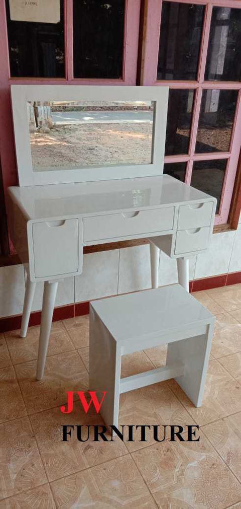 jual meja rias murah,meja rias minimalis terbaru,gambar meja rias,meja rias jati,meja rias kayu minimalis,meja rias minimalis cat duco, meja rias minimalis, meja rias minimalis putih, jual meja rias minimalis duco,harga meja rias minimalis duco,