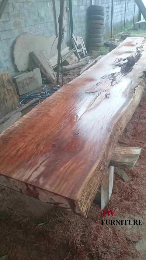 meja kayu trembesi solid,meja kayu trembesi,meja meh,jual meja trembesi jakart,harga meja makan kayu trembesi utuh,jual meja makan kayu trembesi bandung,set meja makan sungkai duco,kursi makan warna putih,furniture jepara,set meja makan kayu sungkai,set meja makan kayu,meja makan terbaru,model kursi makan tahun ini,harga set meja makan kayu terbaru,meja kursi makan,
