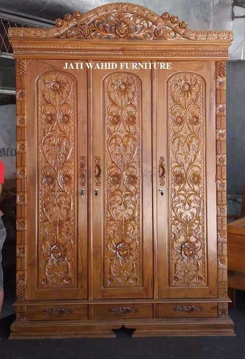 almari pakaian ukir jepara,almari pakaian ukir,almari pakaian jati,almari pakaian,jual almari pakaian murah,almari pakaian 3 pintu,harga almari pakaian,almari pakaian klasik,almari pakaian minimalis