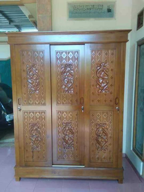 almari pakaian pintu sleding ukir, almari pakaian pintu sleding, almari pakaian jati pintu sleding, almari pakaian jati ukir, almari pakaian ukir jepara, almari pakaian minimalis ukir, almari pakaian pintu 3, almari pakaian minimalis pintu sleding, almari pakaian ukir pintu sleding terbaru, almari, almari pintu 3 sleding