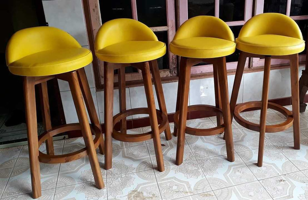 kursi bar jati putar, kursi bar jati dudukan putar, kursi bar, kursi bar jati, kursi bar jok, kursi bar bagus, kursi bar cafe , kursi bar cafe bagus, kursi cafe, kursi bar cafe, kursi bar baru,kursi