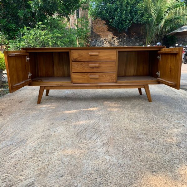 Bufet TV Retro Minimalis Terbaru, Bufet TV Retro, Bufet TV Minimalis, furniture jepara, Bufet TV Retro scandinavian, Bufet TV jati Minimalis, jual Bufet TV Retro Minimalis, harga Bufet TV jati Minimalis, desain Bufet TV Retro,bufet meja tv minimalis,meja tv,bufet tv,meja tv minimalis,jual meja tv minimalis kayu jati,harga meja tv jati minimalis