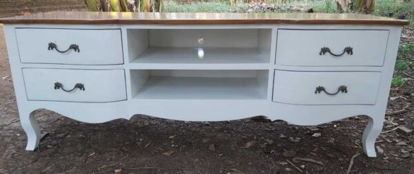 Bufet TV model clasic duco murah, toko Bufet TV model clasic duco murah, mebel Bufet TV model clasic duco murah, furniture Bufet TV model clasic duco murah, Bufet TV model clasic duco murah di jepara