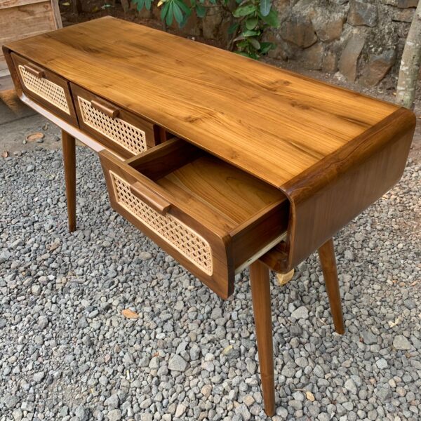 Harga Meja Konsul Minimalis Retro,Harga Meja Konsul Minimalis,harga bufet minimalis retro,jual meja konsul minimalis,bufet minimalis retro modern,meja hias konsul terbaru,jual meja konsul jati minimalis,harga meja konsul jati tahun ini,jual bufet minimalis jati terbaru,furniture jepara,bufet jepara,meja konsul jati jepara,meja tv,bufet modern minimalis,meja tv kayu jati