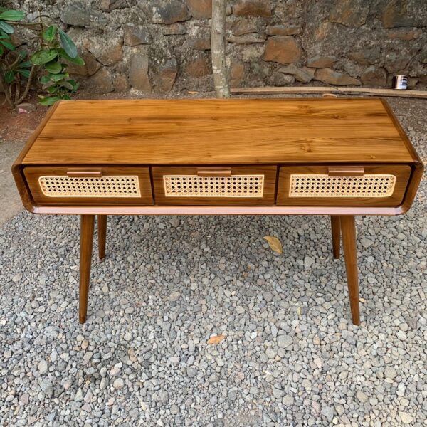 Harga Meja Konsul Minimalis Retro,Harga Meja Konsul Minimalis,harga bufet minimalis retro,jual meja konsul minimalis,bufet minimalis retro modern,meja hias konsul terbaru,jual meja konsul jati minimalis,harga meja konsul jati tahun ini,jual bufet minimalis jati terbaru,furniture jepara,bufet jepara,meja konsul jati jepara,meja tv,bufet modern minimalis,meja tv kayu jati