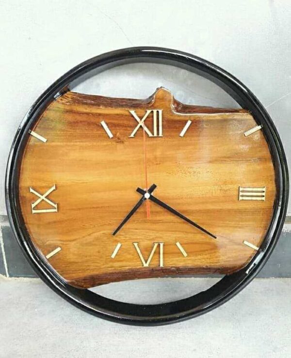 Jam dinding kayu jati