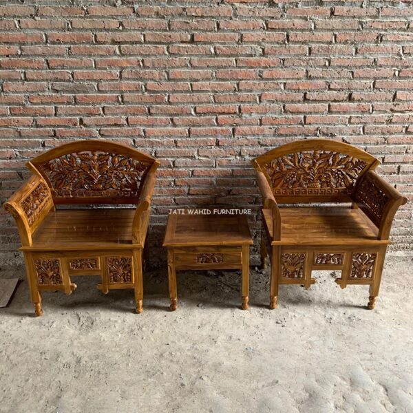 Kursi Teras Ukir Kartini Jepara,Kursi Teras Ukir Kartini,furniture jepara,kursi teras ukir minimalis,kursi teras ukir jati,kursi santai ukir jepara,gambar kursi teras kayu jati,jual kursi teras ukir minimalis,kursi teras kartini jati,kursi teras natural jati,kursi teras ukir jati,mebel jepara