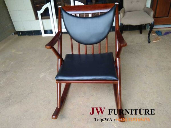 kursi goyang santai jati,kursi goyang santai,kursi goyang,kursi santai,kursi malas jati,kursi malas,harga kursi goyang,harga kursi malas,gambar kursi santai goyang,harga kursi goyang sofa,kursi goyang minimalis,kursi santai mewah,furniture jepara,kursi goyang bayi
