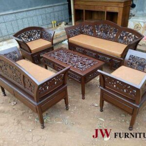 kursi tamu ukir jati klasik,kursi tamu ukir jati,set kursi tamu ukir jati karawang,set kursi tamu karawang ukir mawar,jual set kursi tamu ukir klasik,harga kursi tamu ukir minimalis,set kursi tamu karawang minimalis
