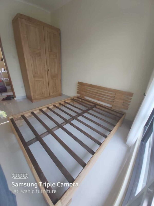 Set kamar model minimalis