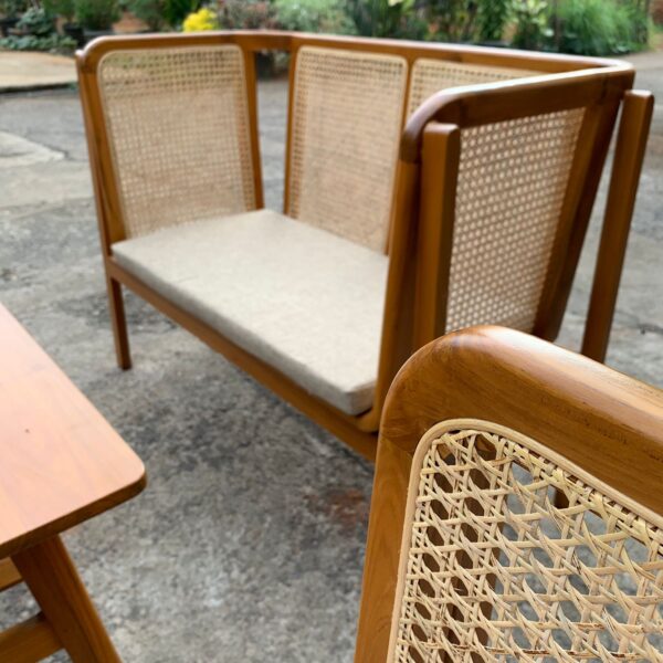 Set Kursi Tamu Minimalis Rotan,Set Kursi Tamu Minimalis Retro Rotan,Set Kursi Tamu Minimalis,set kursi dan meja tamu minimalis,kursi tamu minialis kayu jati,harga set kursi tamu minimalis,kursi tamu sofa,kursi tamu rotan,set kursi tamu minimalis kombinasi rotan,desain kursi tamu minimalis terbaru,harga kursi tamu minimalis terbaru.jual set kursi tamu minimalis,furniture jepara,set kursi tamu jati