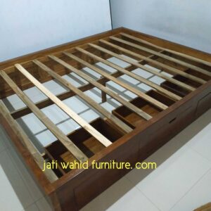 tempat tidur minimalis jati model 3 laci, tempat tidur mknimalis jati 3 laci, jual tempat tidur, tempat tidur minimalis, tempat tidur jati, tempat tidur custom