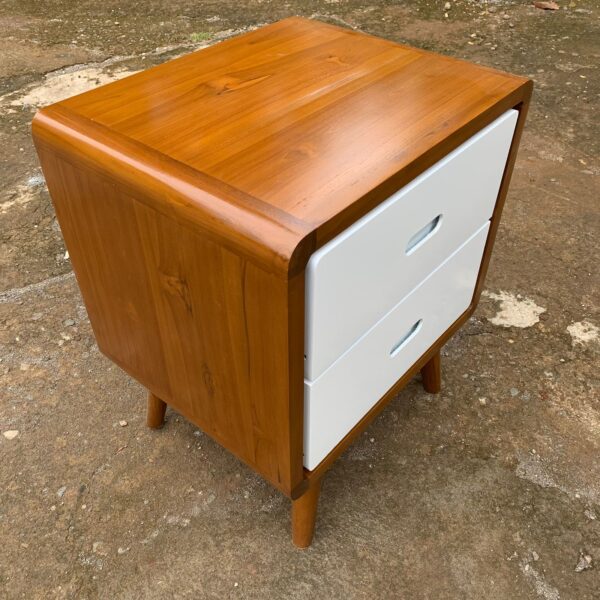 Nakas Minimalis Retro 2 Laci,Nakas Minimalis Retro,nakas,nakas minimalis,bufet kecil,bufet kecil minimalis,meja nakas,ukuran nakas,nakas minimalis modern,harga Nakas Minimalis Retro 2 Laci,jual Nakas Minimalis Retro 2 Laci,bufet jati,bedside table,bedside table minimalis,bufet minimalis kayu jati,nakas jati minimalis,furniture jepara,meja konsol minimalis