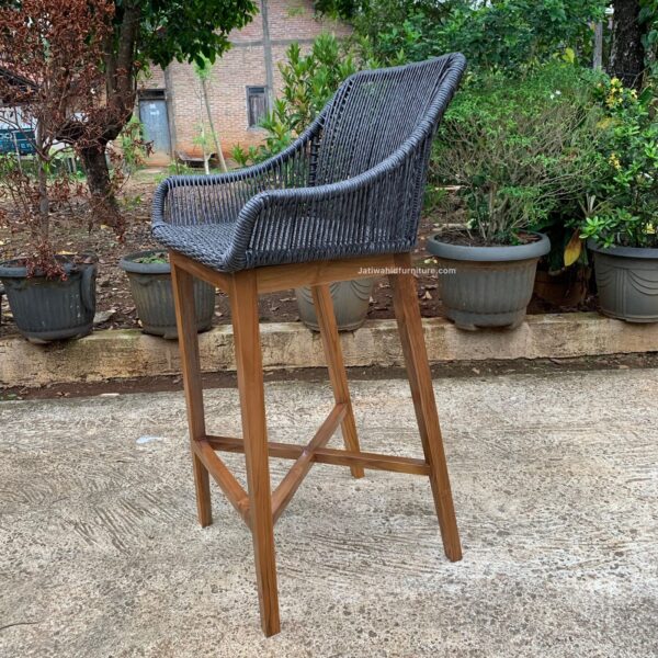 Kursi Stool Rotan Sintetis