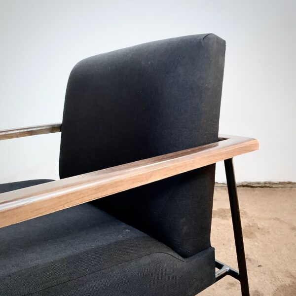Kursi Sofa klasik ArmChair