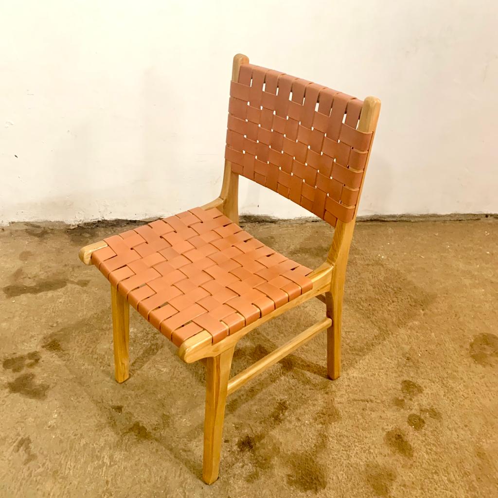 Kursi Makan Kulit Leather Chair