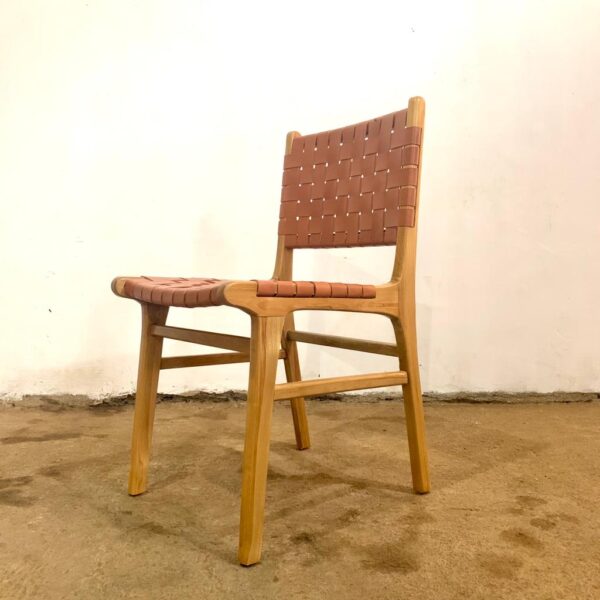 Kursi Makan Kulit Leather Chair